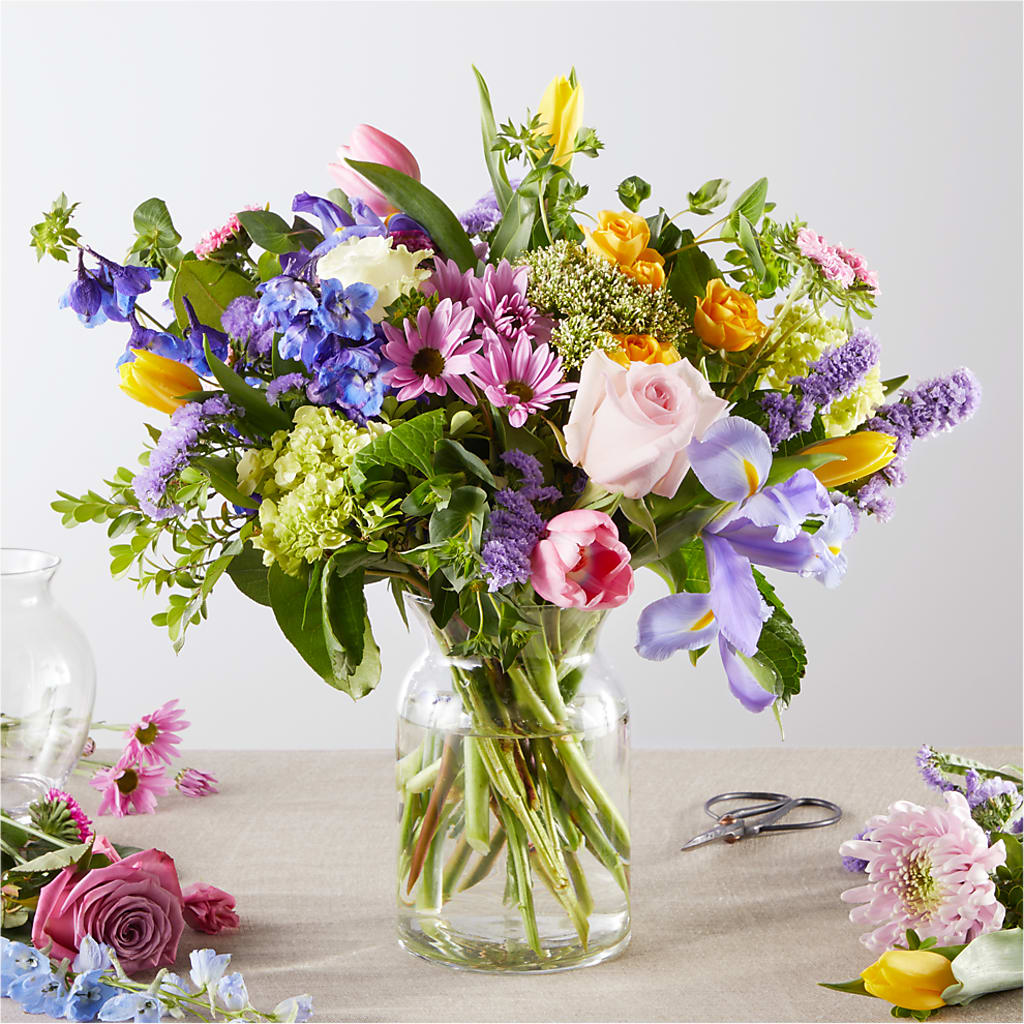 Pastel Tradition - A Florist Original – Designs By Lakeland Flowers, Plant City FL