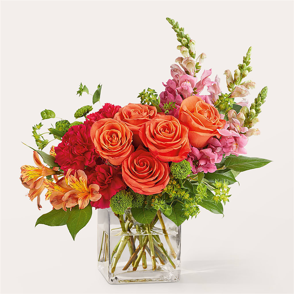 Cosmopolitan Bouquet – Designs By Lakeland Flowers, Plant City FL