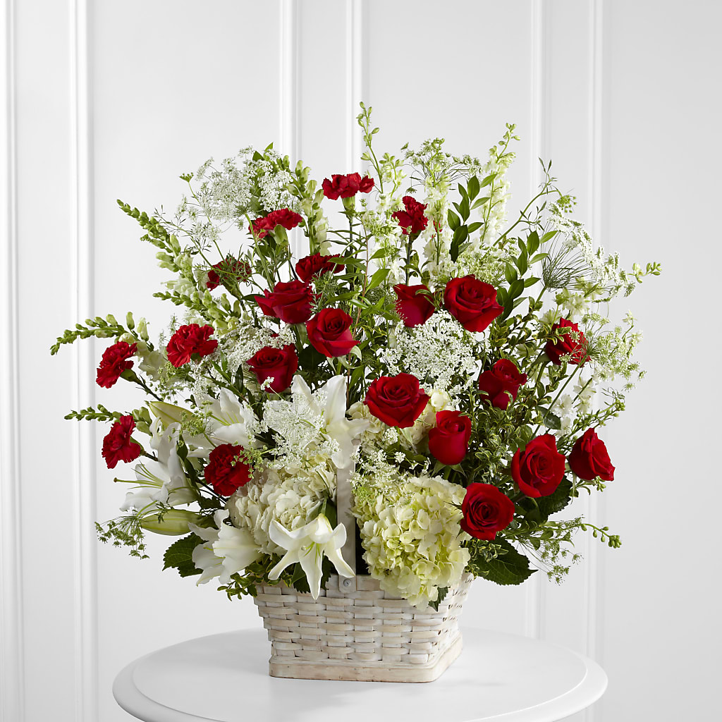 In Loving Memory Arrangement – Designs By Lakeland Flowers, Plant City FL