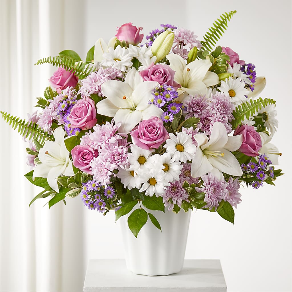 Warmest Thoughts Tabletop Basket – Designs By Lakeland Flowers, Plant City FL