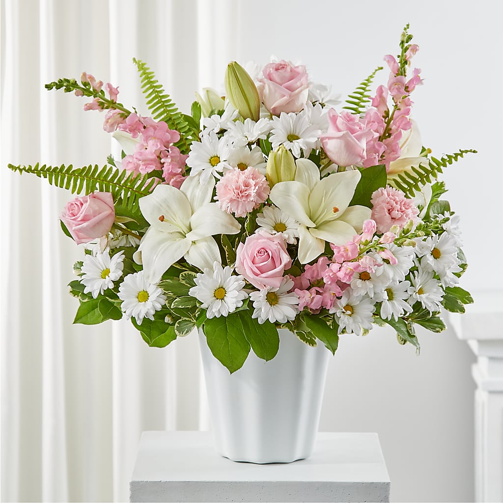 Soft Touch Tabletop Basket – Designs By Lakeland Flowers, Plant City FL