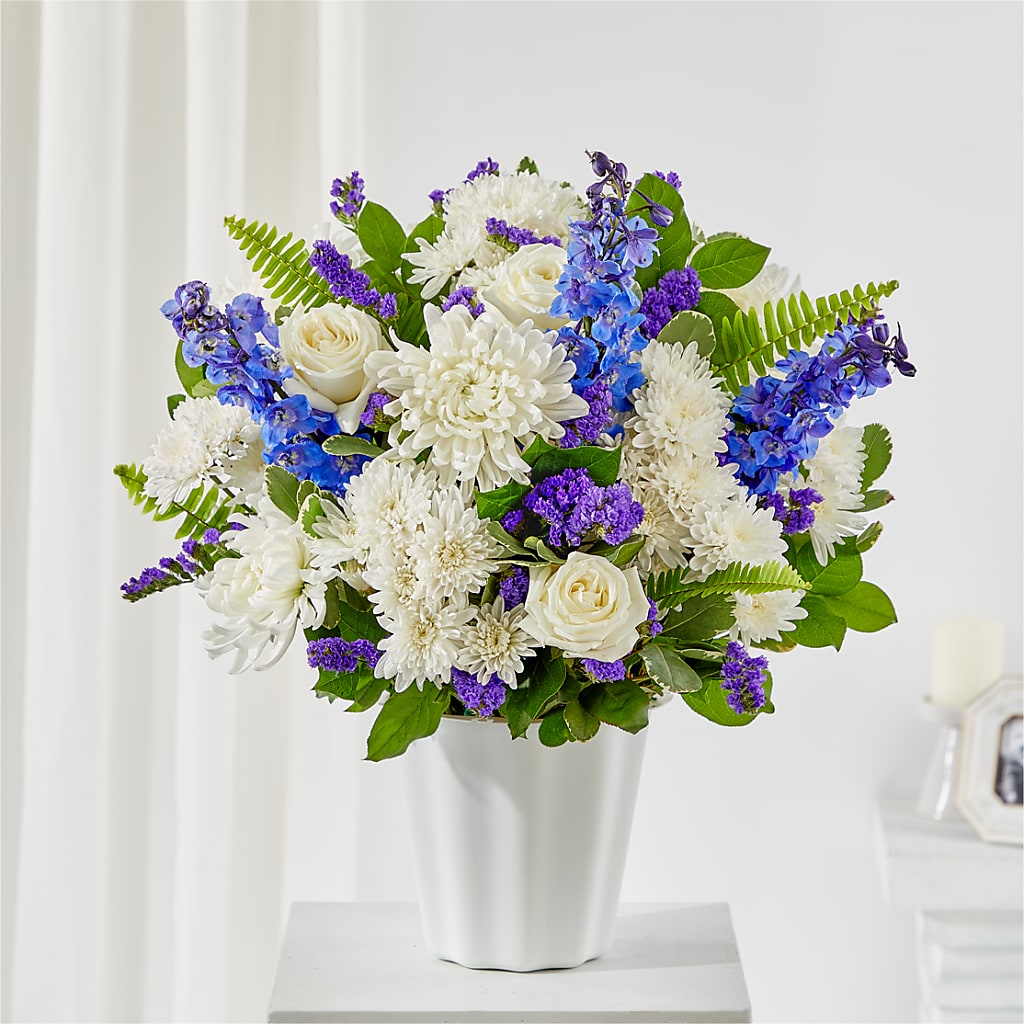 Hold Dear Tabletop Basket – Designs By Lakeland Flowers, Plant City FL