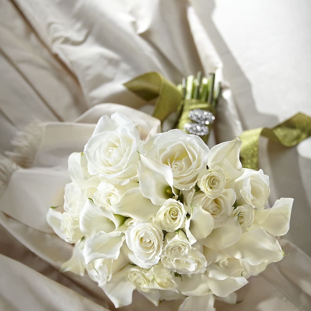 Serene Highness Bouquet – Designs By Lakeland Flowers, Plant City FL