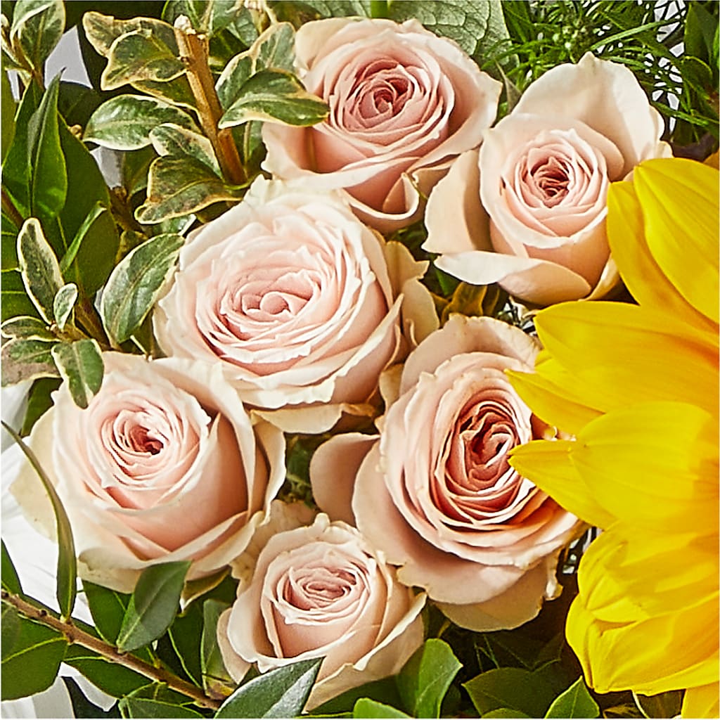 The Good Life Bouquet –  Designs By Lakeland Flowers, Plant City FL