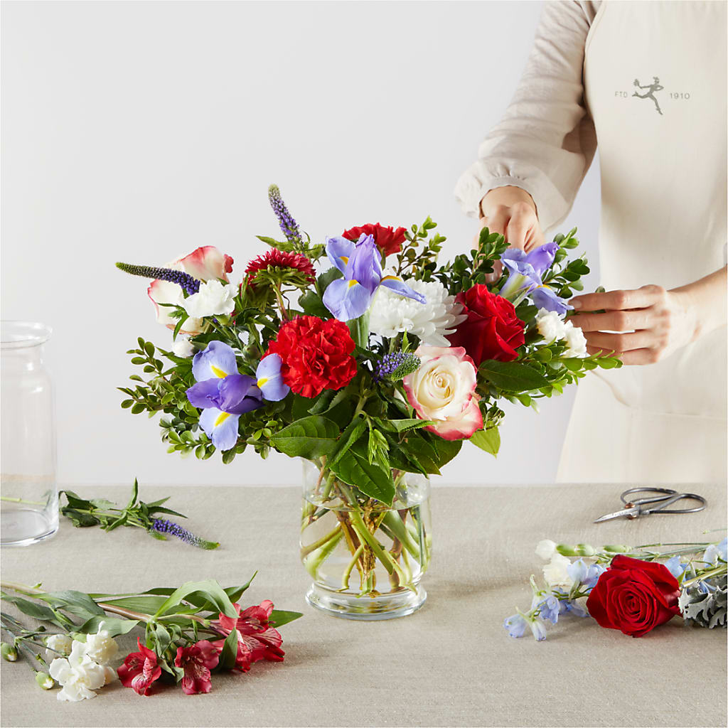 Star Spangled - A Florist Original –  Designs By Lakeland Flowers, Plant City FL