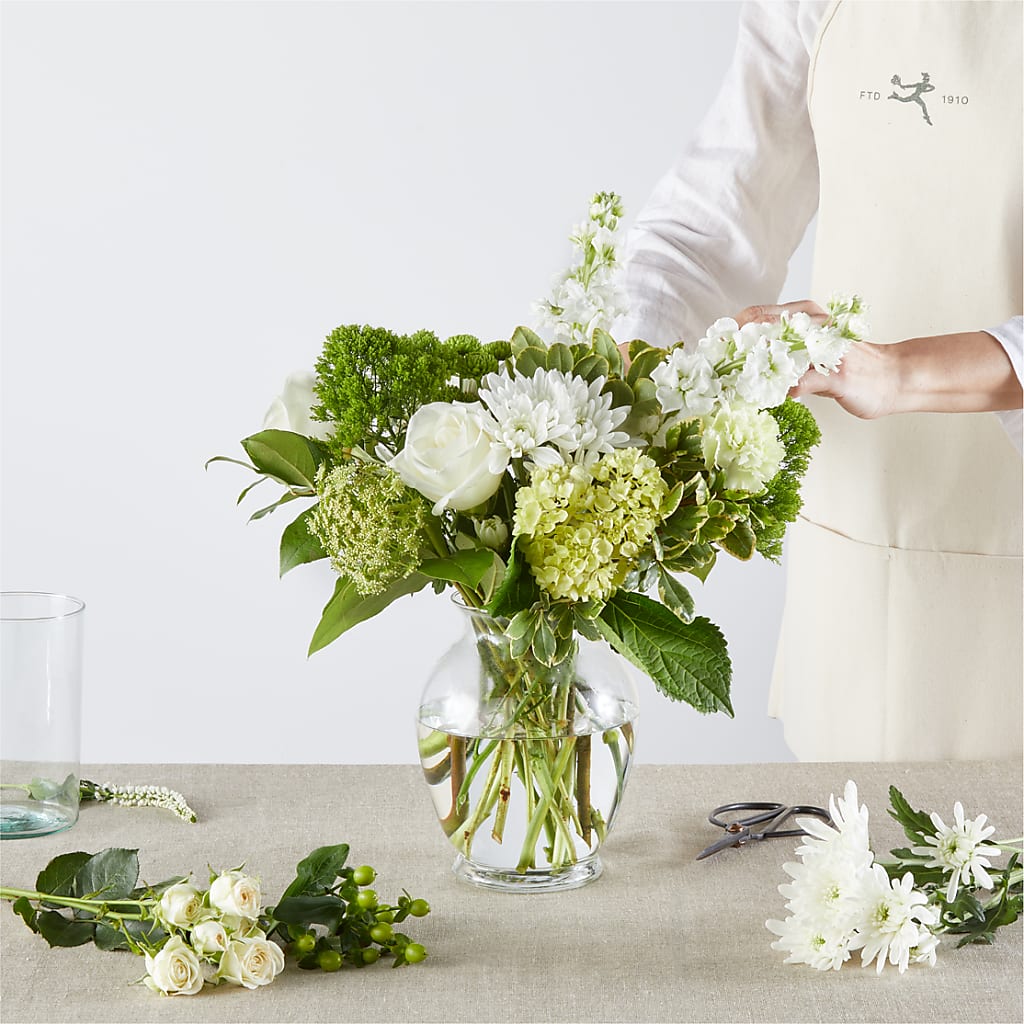 Irish Garden - A Florist Original –  Designs By Lakeland Flowers, Plant City FL
