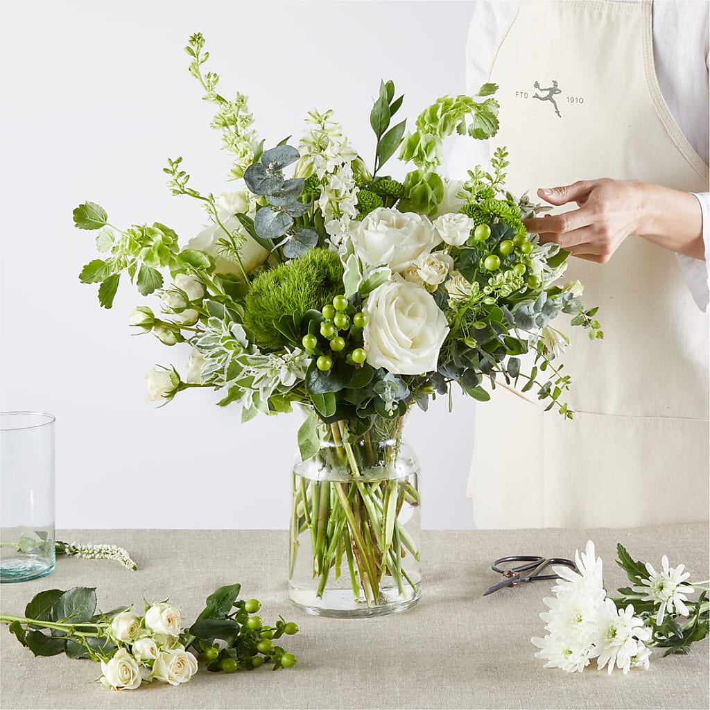 Irish Garden - A Florist Original –  Designs By Lakeland Flowers, Plant City FL