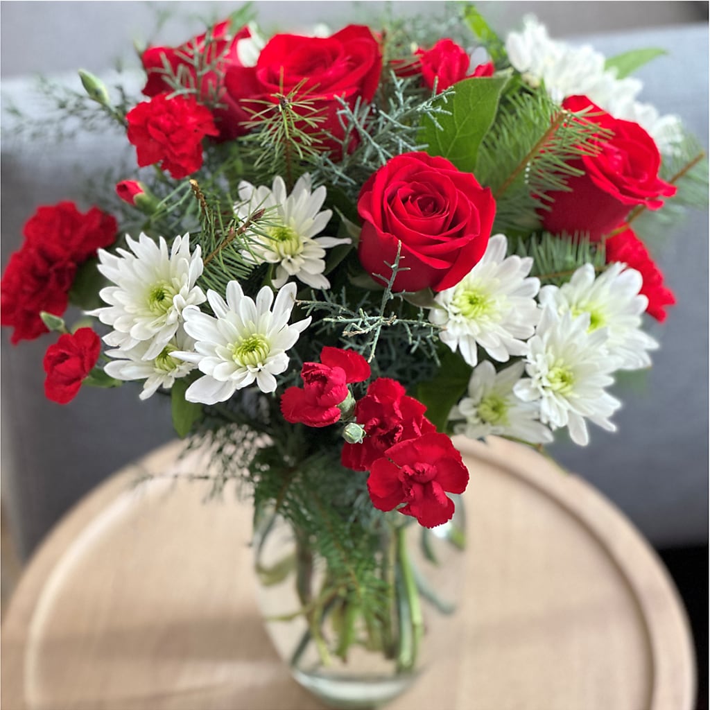 Seasonal Magic Bouquet –  Designs By Lakeland Flowers, Plant City FL