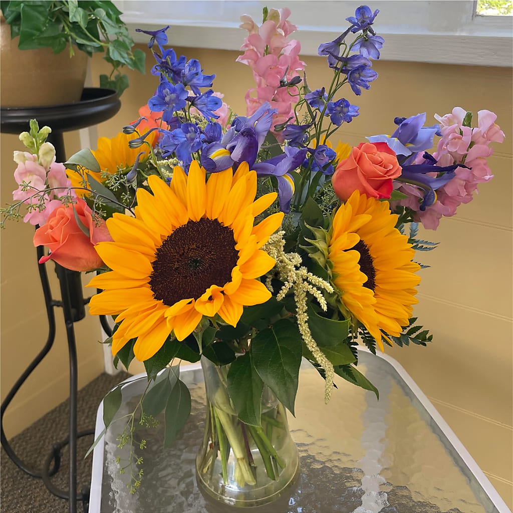 Rays of Life Bouquet –  Designs By Lakeland Flowers, Plant City FL