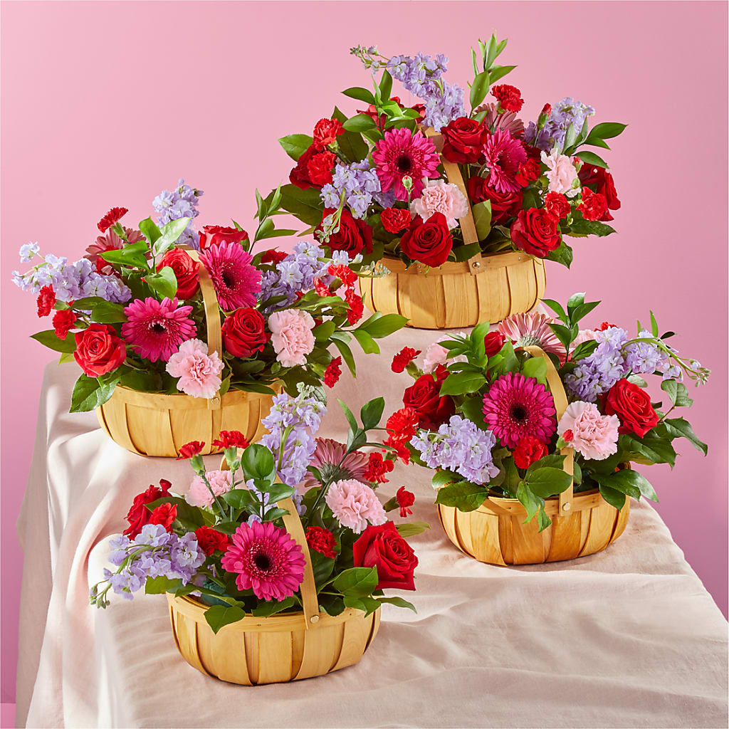 Pink Picnic Basket –  Designs By Lakeland Flowers, Plant City FL