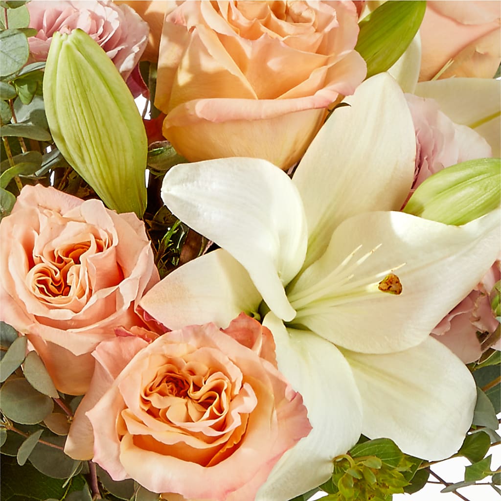 Grapefruit Splash Bouquet –  Designs By Lakeland Flowers, Plant City FL