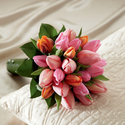 Embraceable Bouquet –  Designs By Lakeland Flowers, Plant City FL